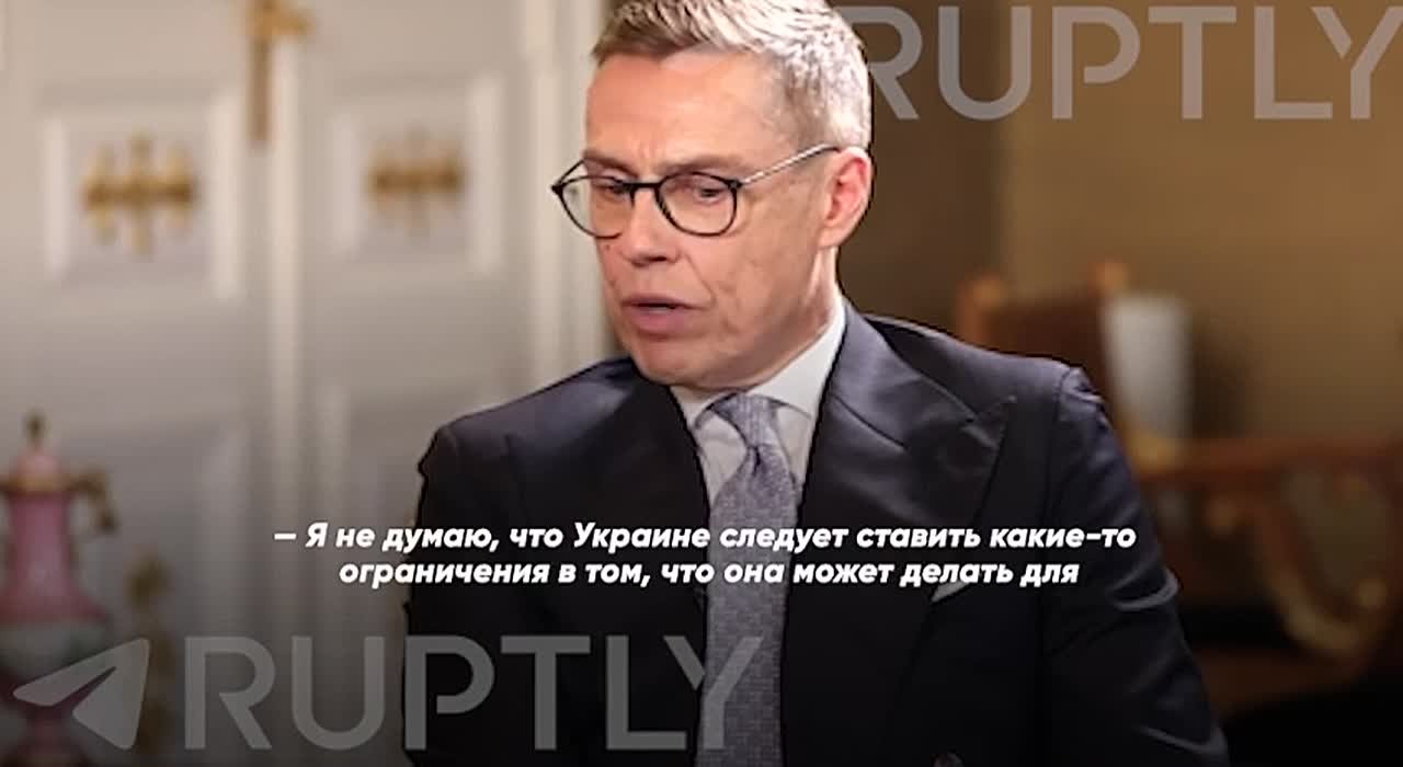 — Вы поддерживаете использование Украиной западного оружия для ударов вглубь территории России, возможно, даже по Москве? — Я не думаю, что Украине следует ставить какието ограничения