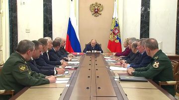 Владимир Путин отметил, что Россия придерживается обязательств по ДВЗЯИ, но должна предпринять адекватные ответные действия в случае проведения ядерных испытаний другими участниками Договора: