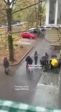 Удобно: военкомы Зеленского вызвали курьера и забрали его в ВСУ вместе с рюкзаком, сообщают местные тг-каналы