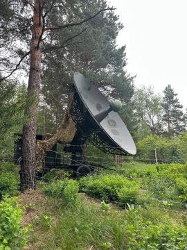 На вооружении украинской армии замечены ранее неизвестные комплексы спутниковой связи, похожие на американские системы, используемые для обмена информацией и управления полётом высотных разведывательных БПЛА RQ-4B Global Hawk