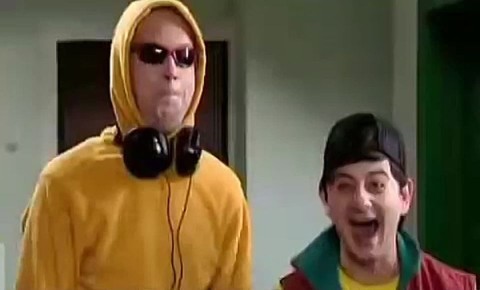 Премьер-министр земли Саксония-Анхальт в Германии Райнер Хазелофф не попал на встречу, на которой должны были обсудить борьбу с неизвестными дронами — работа аэропорта Брюсселя была остановлена из-за неизвестных дронов