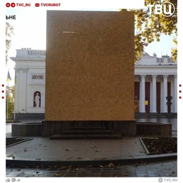 Одесского Пушкина не будут сносить