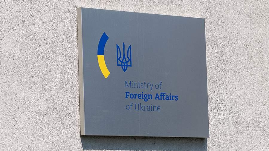 Куба снова в деле. На прошлой неделе Украина приняла решение о закрытии своего посольства в Гаване и проголосовала в Генеральной Ассамблее ООН против резолюции о снятии эмбарго США против Кубы