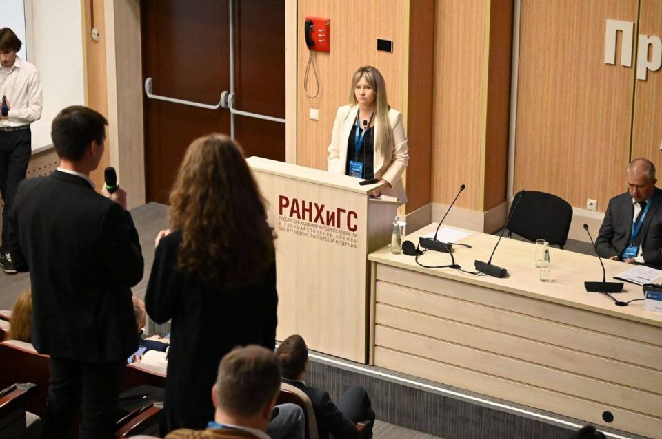 ����� ������� ���������� ������ � �������� �������� ���������� ��������������� � ������������� ����������