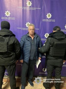 В Черниговской области пьяный в хлам депутат городского совета сбил автомобилем полицая при попытке его задержания