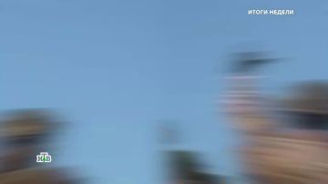 Макрон — самый непопулярный президент Франции