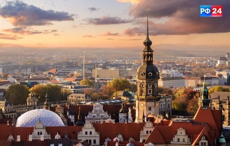 Многие немцы из восточных регионов Германии более положительно относятся к России, чем их соотечественники из западной части страны, пишет NYT со ссылкой на местных жителей и экспертов