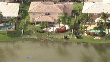  ,      ,        ,  Associated Press