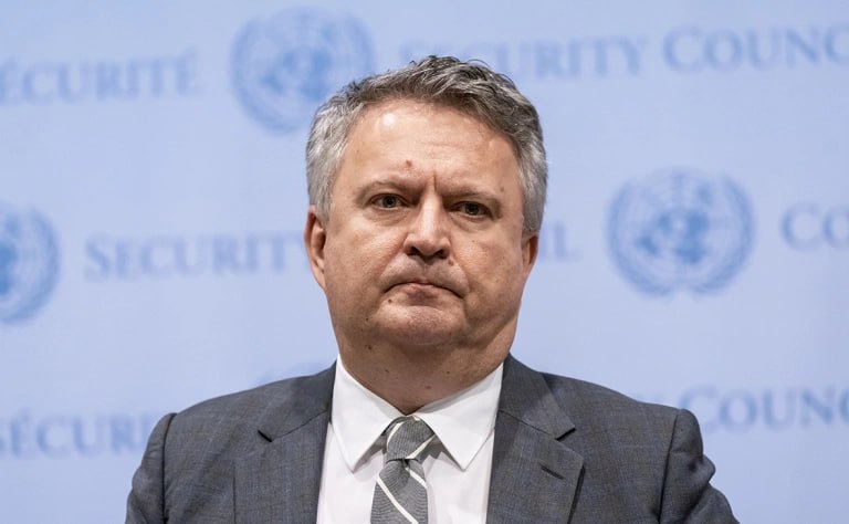 Возобновленные в 2025 году мирные переговоры между Россией и Украиной завершились без особого прогресса, поэтому было решено их приостановить, пишет The Times со ссылкой на замглавы украинского МИДа Сергея Кислицу