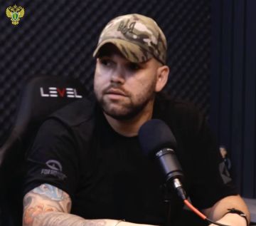 Бразилец Орлей Менкато в январе 2024 года прибыл на Украину, где на тренировочных базах прошел военную подготовку и получил оружие