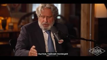 "Почему они защищают настоящих нацистов, что это такое ?" - Такер Карлсон