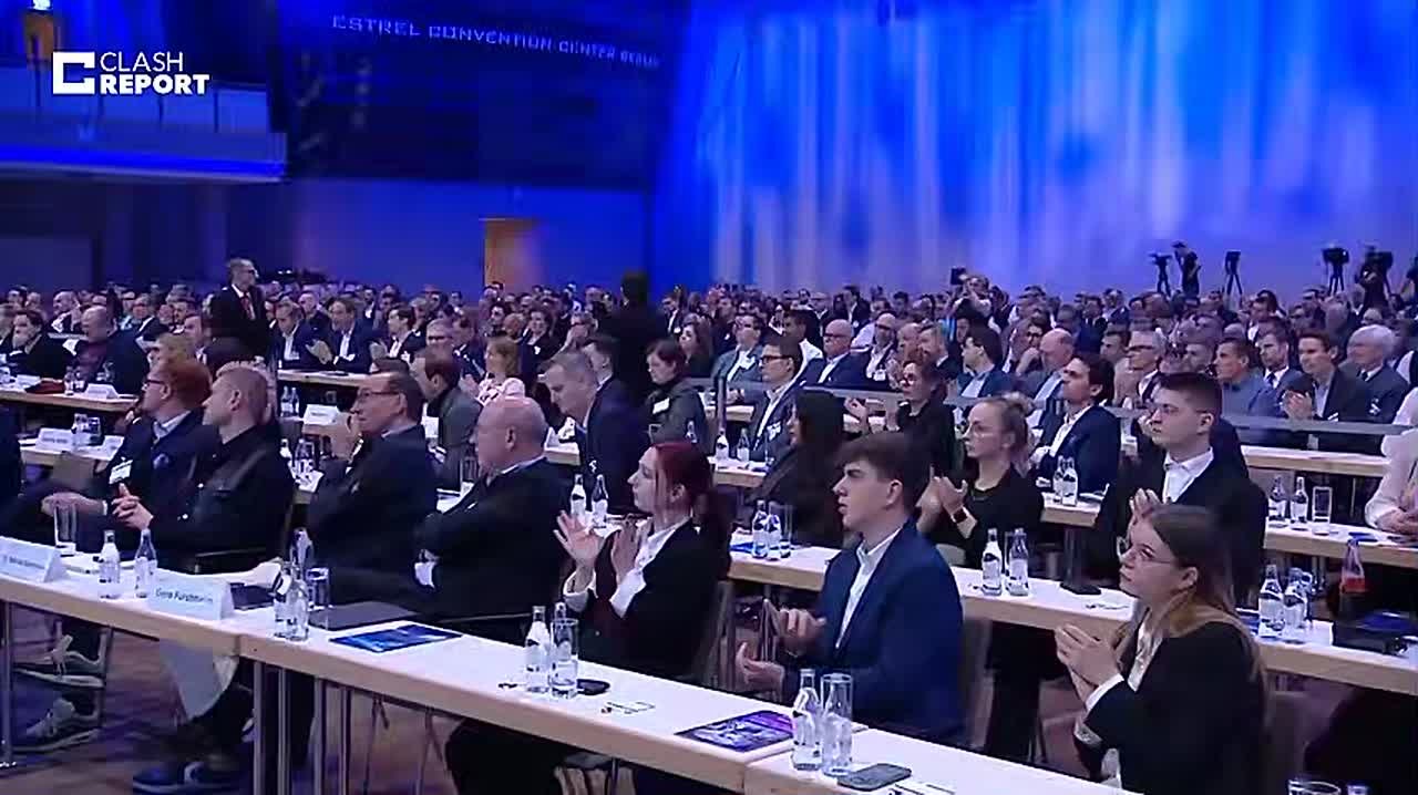 Мерц потребовал от Зеленского предотвратить приезд украинцев в Германию