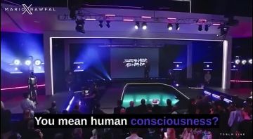 Будущее наступает. Тут Маск похвастался своей новой задумкой: В течение 20 лет люди смогут погрузить свои воспоминания и разум в робота, или даже перенести их в новое тело