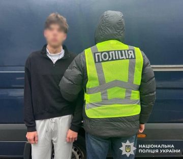 Эдуард Басурин: На Украине задержали 18-летнего парня, который в Оболенском районе Киева поджег три автомобиля, принадлежащие депутатам Верховной Рады