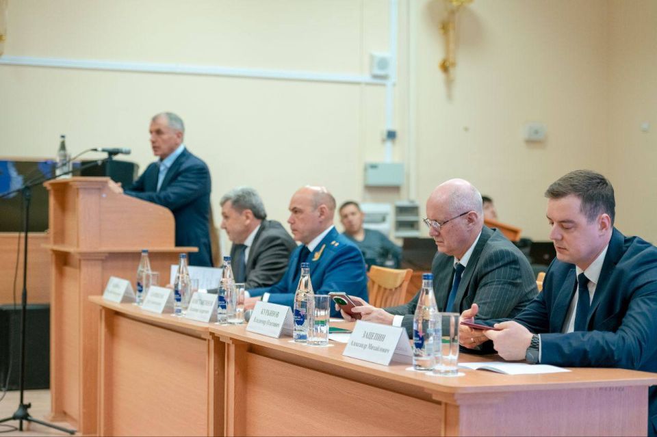 ���� ������: ������� ������ ������� �� ������������� ������ ������������� �������: ������� � ��������������, ������� ������ � �������� ����������� ������������ ��. �. �. �����������