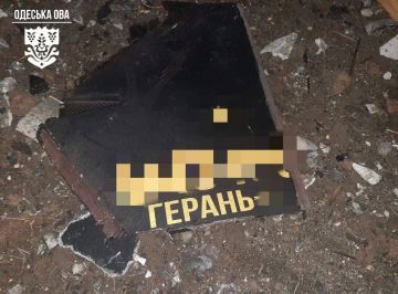 По словам Зеленского, сегодня по Украине были выпущены 430 БЛА и 18 ракет