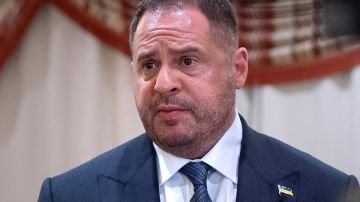 Утомленные коррупцией.. Согласно результатам последнего опроса украинской исследовательской организации, более 60% граждан 404-ой жаждут отставки главы ОП Андрея Ермака