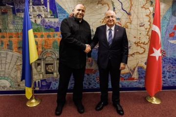 Марат Баширов: А вот и Умеров продался "партии мира" Трампа, чтобы его не грызли