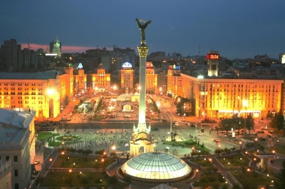 Киевляне уверены, что Зеленский знал о коррупции в энергетическом секторе