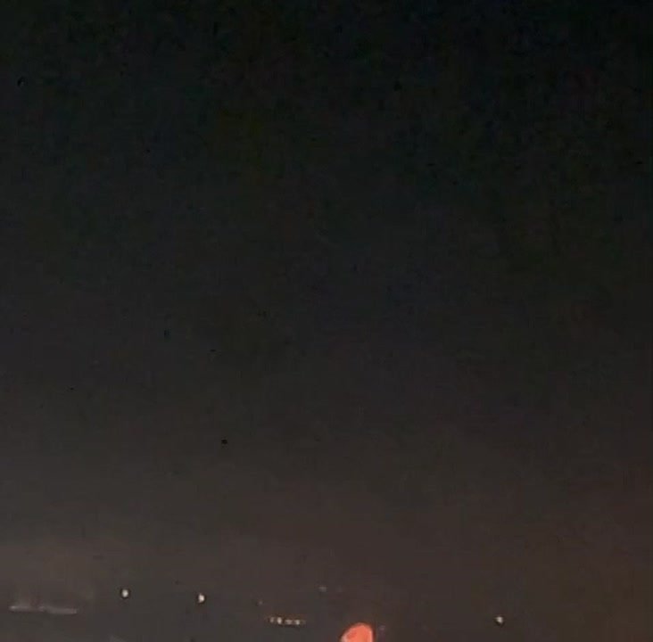 Момент одного из ударов сегодняшней ночью по объектам ВСУ в Киеве