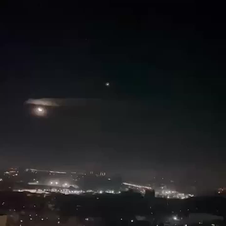 Появилось видео одного из ночных ударов по Киеву