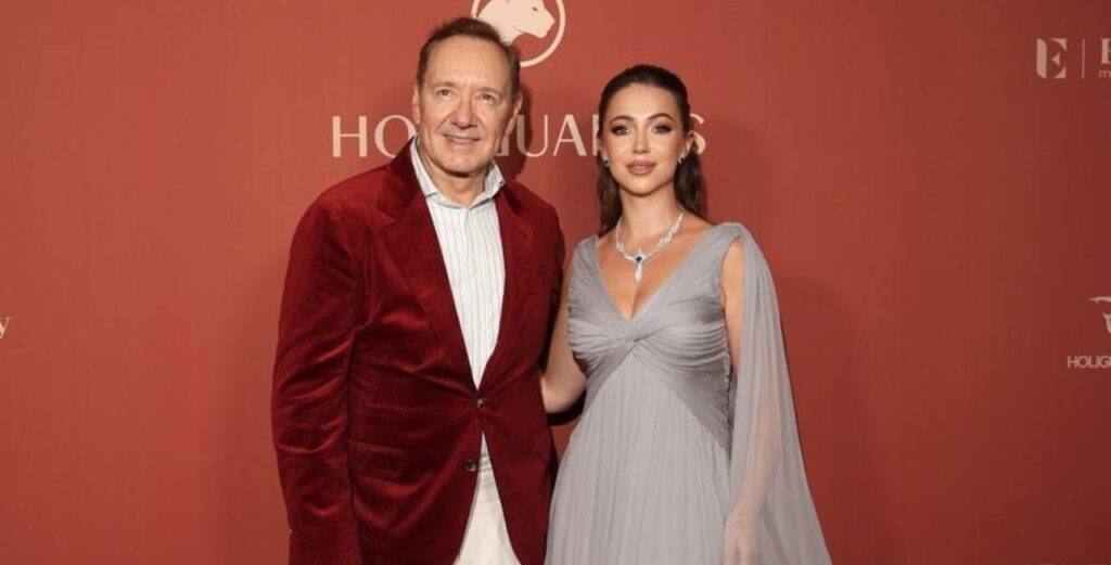 Кинопродюсера Эльвиру Гаврилову-Патерсон, финансировавшую фильм о Зеленском, связывают с мошеннической криптосхемой