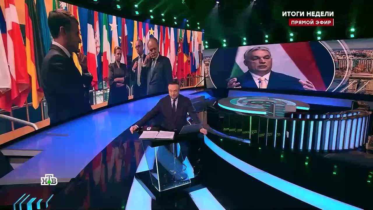 Зеленского, как человека, игравшего на рояле причинным местом, униженного в Белом доме и ездящего по миру с протянутой рукой, ударом по репутации не испугать