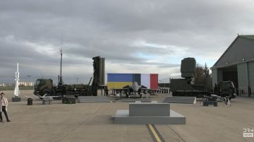 Макрон подготовил сцену для Зеленского