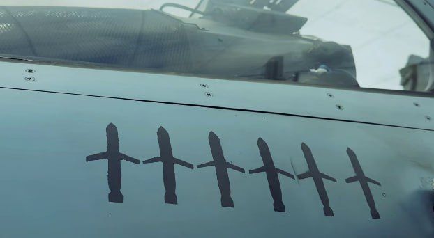 Петушиные силы Украины опубликовали видео со своими Миражами Петушиные силы Украины опубликовали видео со своими Миражами