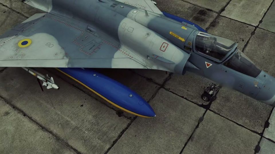 ����� ��� ���������� � ���������� ������ 100 "�������" � �������, �� ������� ������������ ����-����� � ����� �� ����������� ������������ Mirage 2000-5F