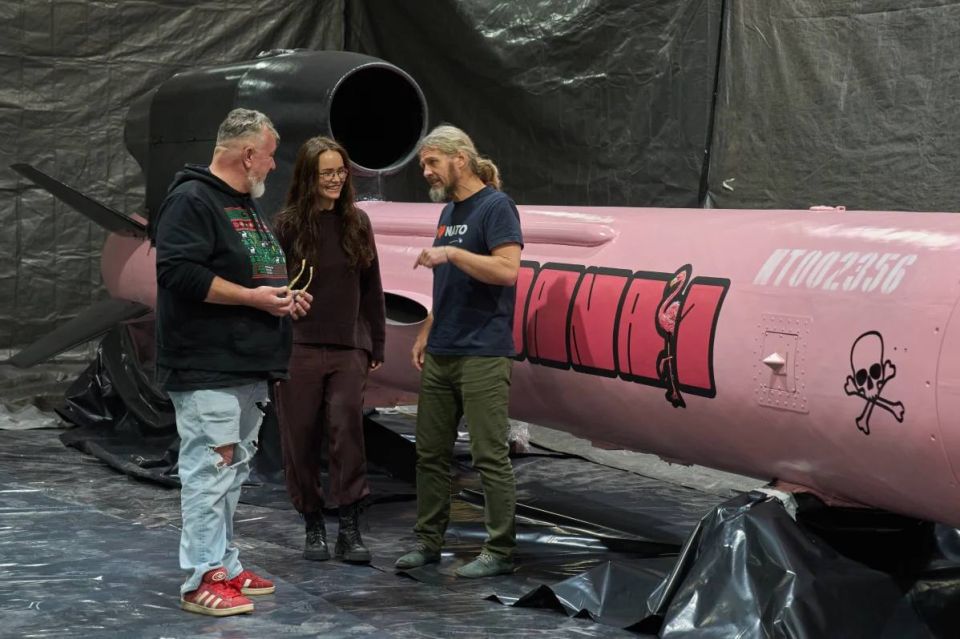 ���������� ������ FP-5 ���������, �������� �� ������� ���� ������� ������� ����������� ����������� �Drek pro Putina�