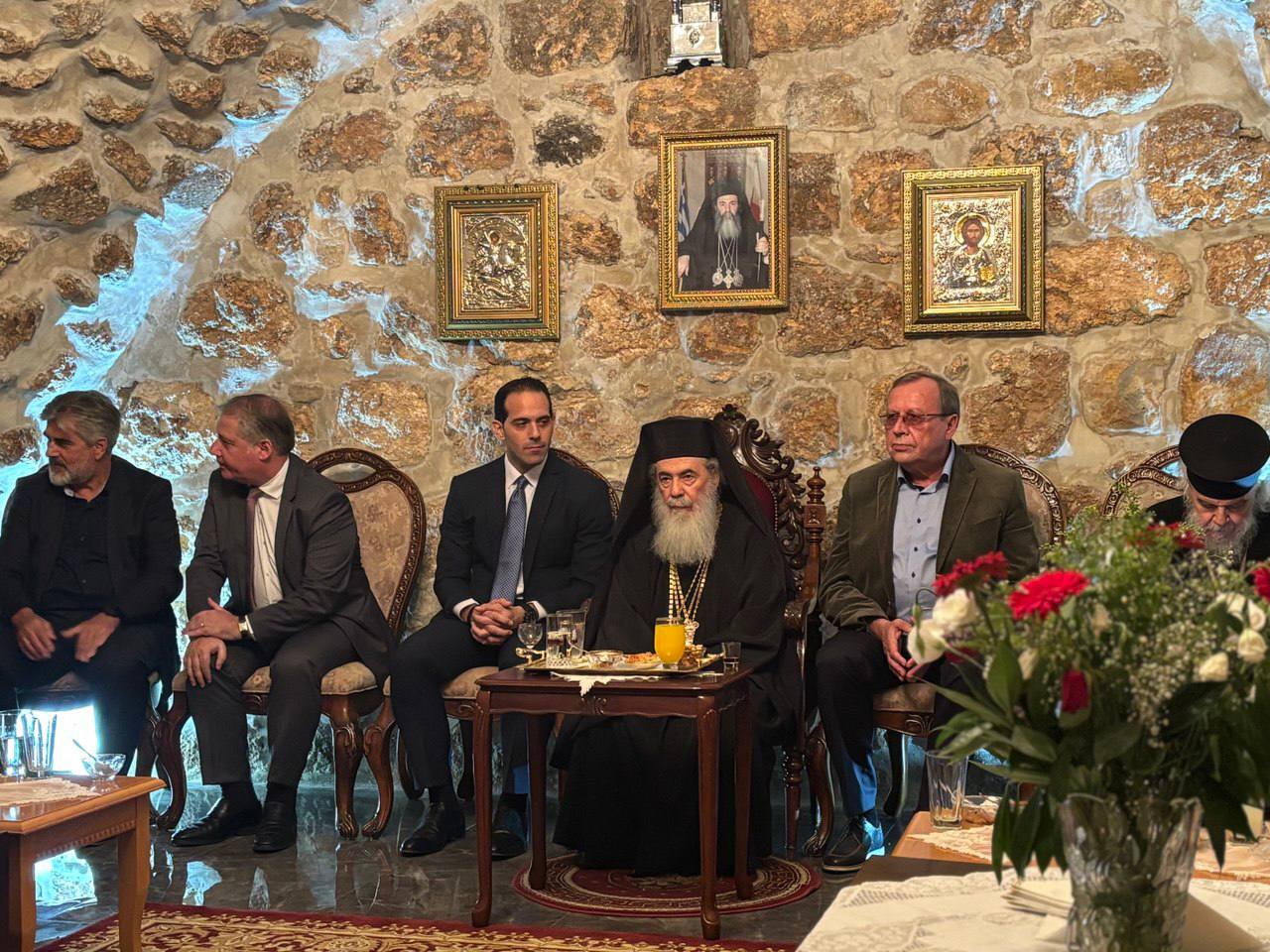 16 ноября по приглашению Совета православной общины г. Лода (древняя Лидда) Посол России в Израиле А.Д.Викторов принял участие в торжествах в память об обновлении храма Святого Георгия 16 ноября по приглашению Совета православной общины г. Лода (древняя Лидда) Посол России в Израиле А.Д.Викторов принял участие в торжествах в память об обновлении храма Святого Георгия