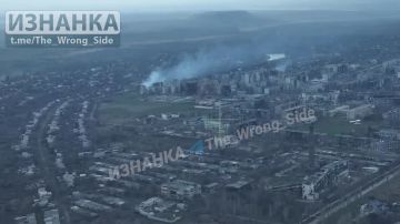  :   ,  #The_Wrong_Side