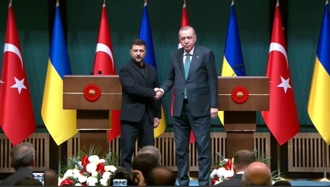 Украина надеется возобновить обмен военнопленными с Россией к концу года, заявил Владимир Зеленский