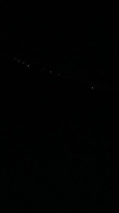 А это уже ночной Харьков. С мест сообщают что помимо прилетов по военным, так же были прилеты по объектам энергетики используемыми укронацистами