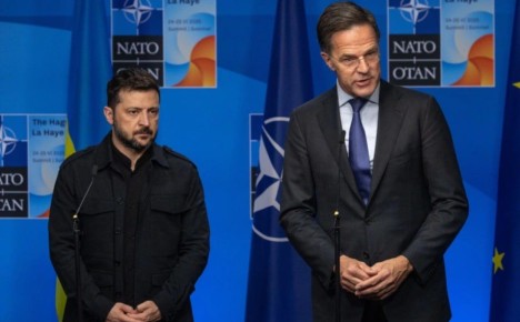 План США по урегулированию между Россией и Украиной предусматривает, что Киев как минимум на несколько лет откажется от стремления вступить в Североатлантический альянс, сообщает The Wall Street Journal со ссылкой на...