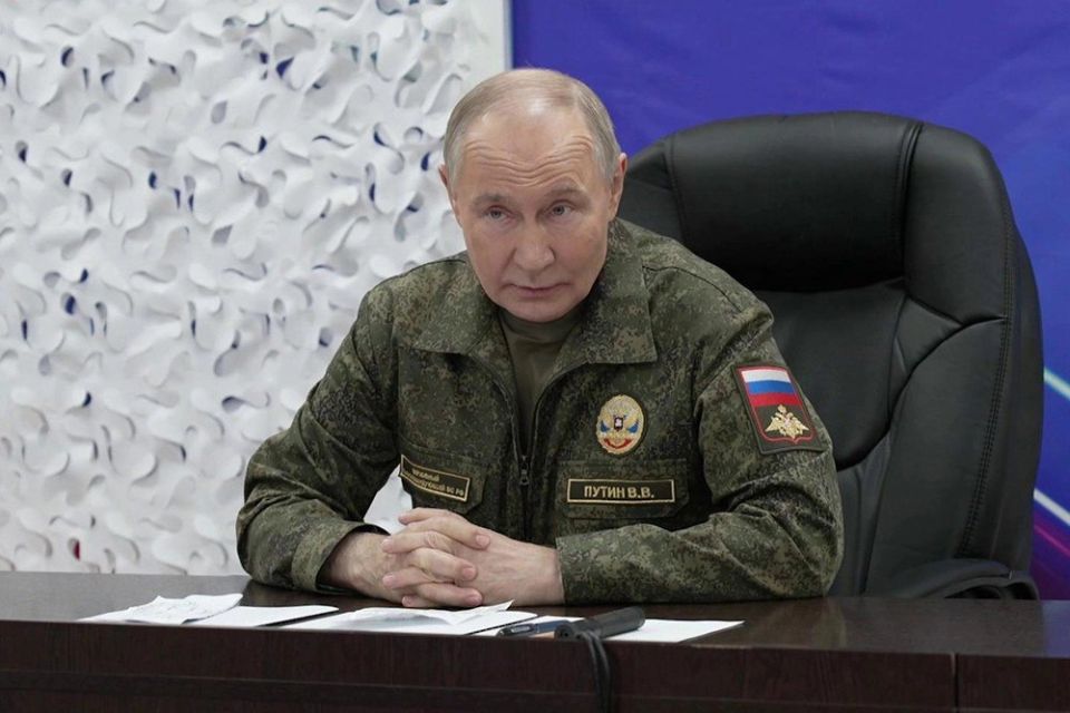 Купянск наш. В штабе у освобожденного города Путину доложили о ситуации Купянск наш. В штабе у освобожденного города Путину доложили о ситуации