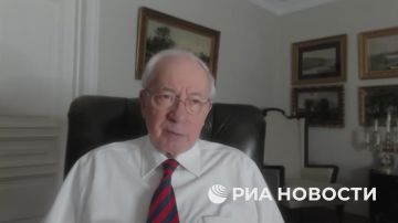 Все коррупционные схемы на Украине возглавлялись Зеленским и Ермаком, заявил бывший премьер страны Николай Азаров