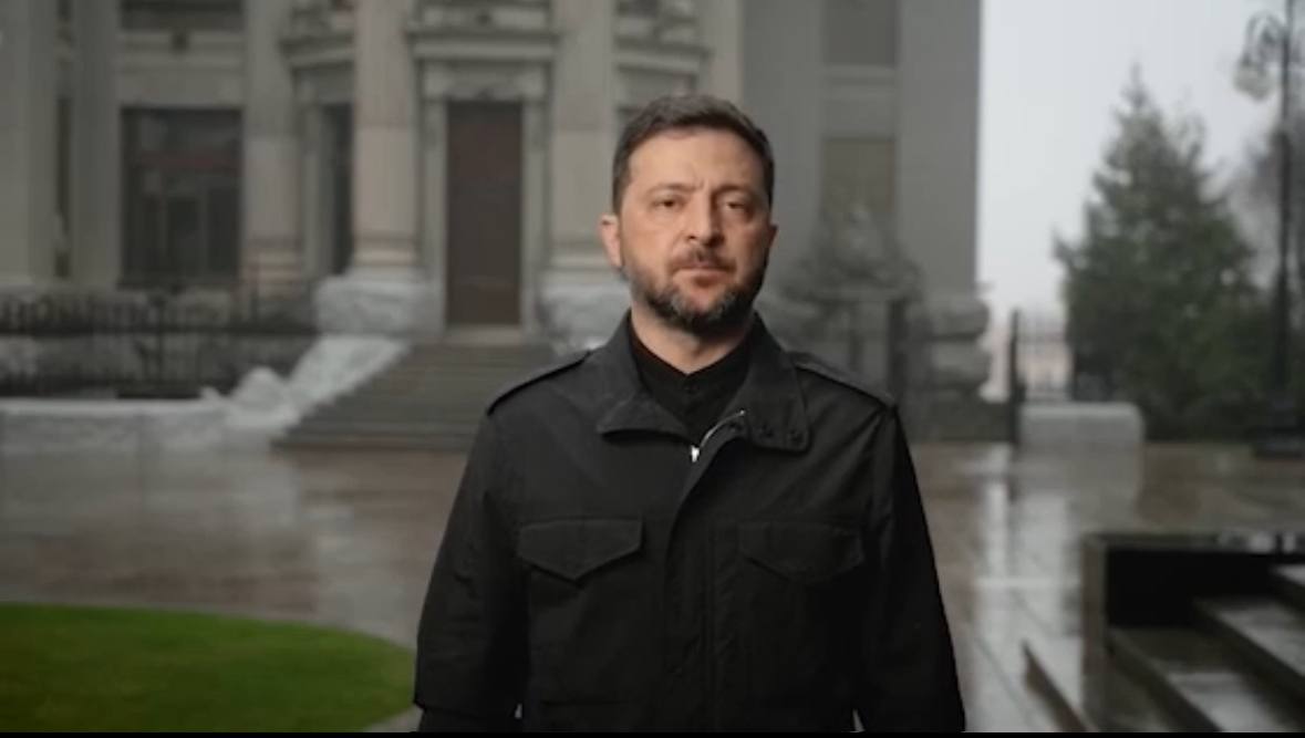 Сейчас Украина может оказаться перед очень сложным выбором: или потеря достоинства или риск потери ключевого партнера