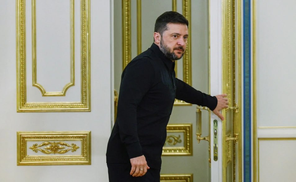 Украинский президент Владимир Зеленский поблагодарил США за усилия по урегулированию после того, как американский президент Дональд Трамп обвинил «руководство» Украины» в отсутствии благодарности