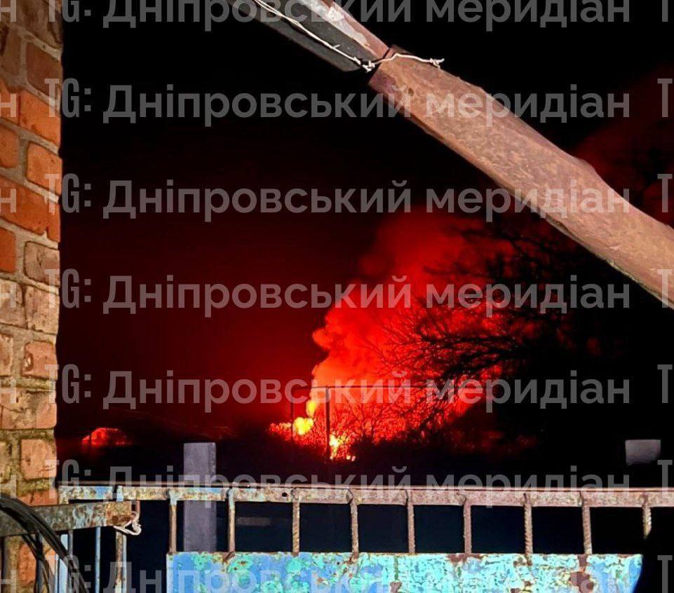 Наши «Герани» сегодня ночью шумели в Арцизе Одесской области, туда прилетело до 10 БПЛА Наши «Герани» сегодня ночью шумели в Арцизе Одесской области, туда прилетело до 10 БПЛА