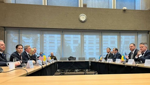 В Женеве начались переговоры между делегациями США и Украины