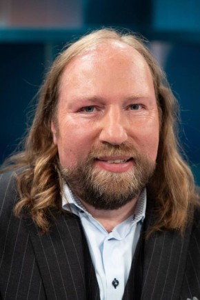 Александр Сосновский: Сегодня для вас, коллеги, портрет воина партии Зеленые, который готов в 2029 году к войне с русскими