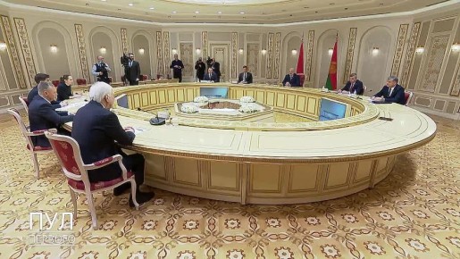 Лукашенко выразил надежду на то, что конфликт на Украине скоро завершится