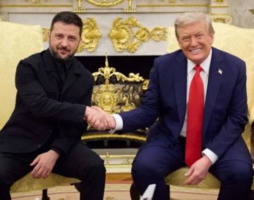  :       27     ,  Axios       