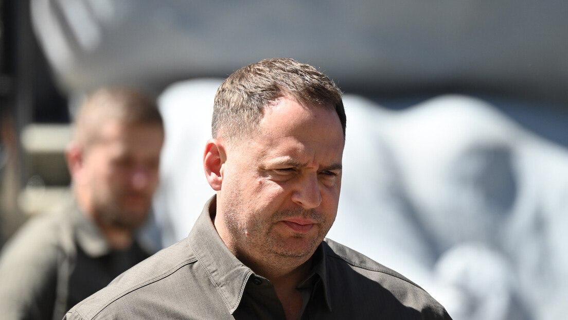 Глава офиса президента Украины Андрей Ермак подал заявление об отставке