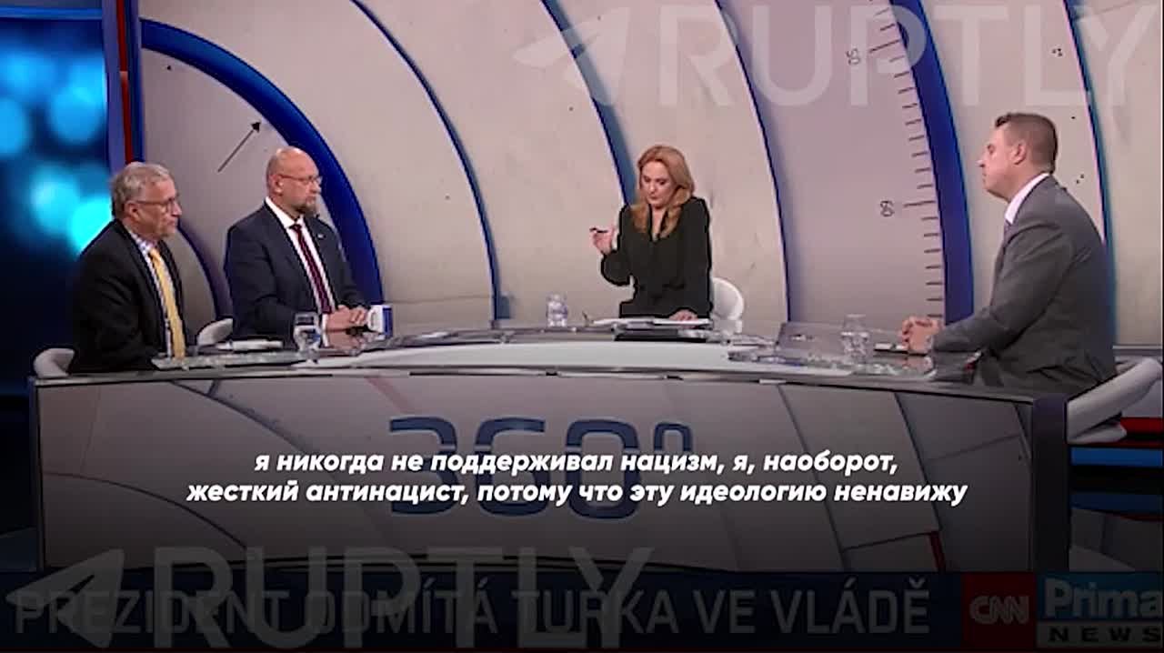 — Если бы Россия вмешивалась везде, где появляется нацизм, она бы уже давно была здесь — потому что тут нацистов полно