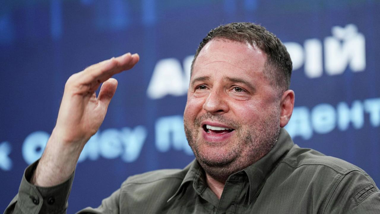 Уход Ермака может быть попыткой предотвратить вотум недоверия в Раде, — The New York Times