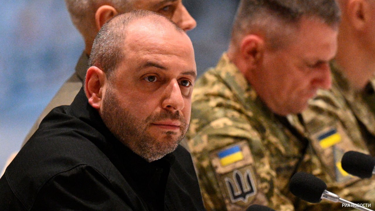 Зеленский назначил Умерова главой делегации на переговорах по мирному урегулированию вместо Ермака, говорится в указе главы киевского режима