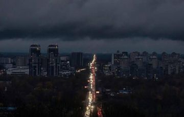 Михаил Онуфриенко: Предновогодние Киев и Москва